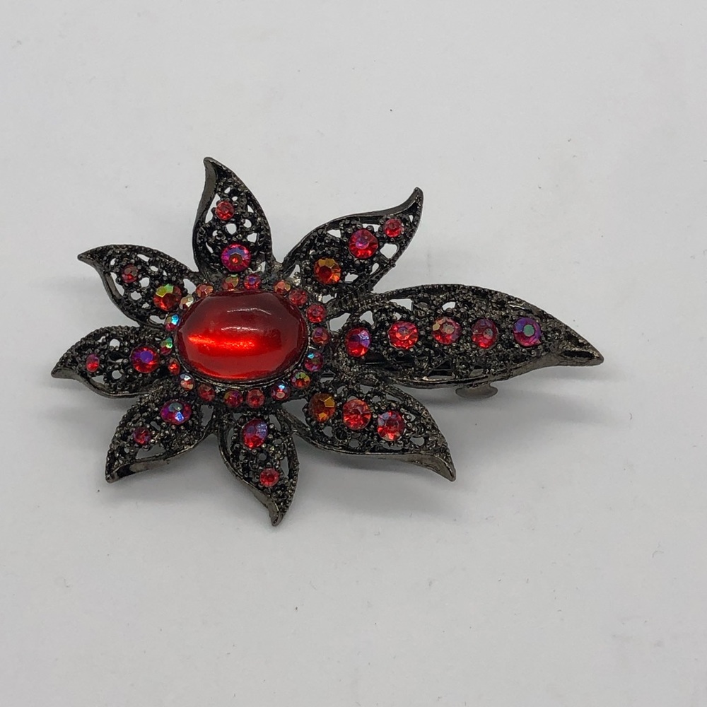 Red rhinestone and gunmetal Barrette